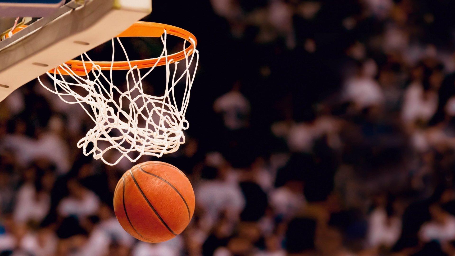 非凡体育平台：NBA总决赛激战正酣 勇士队逆转取胜扳平大比分